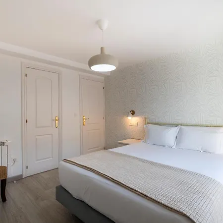 Apartamento Turisticos Casa Sarita - A150 M De La Playa Canelinas Portonovo