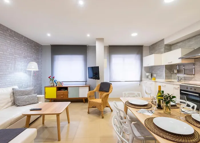 Turisticos Casa Sarita - A150 M De La Playa Canelinas * Portonovo